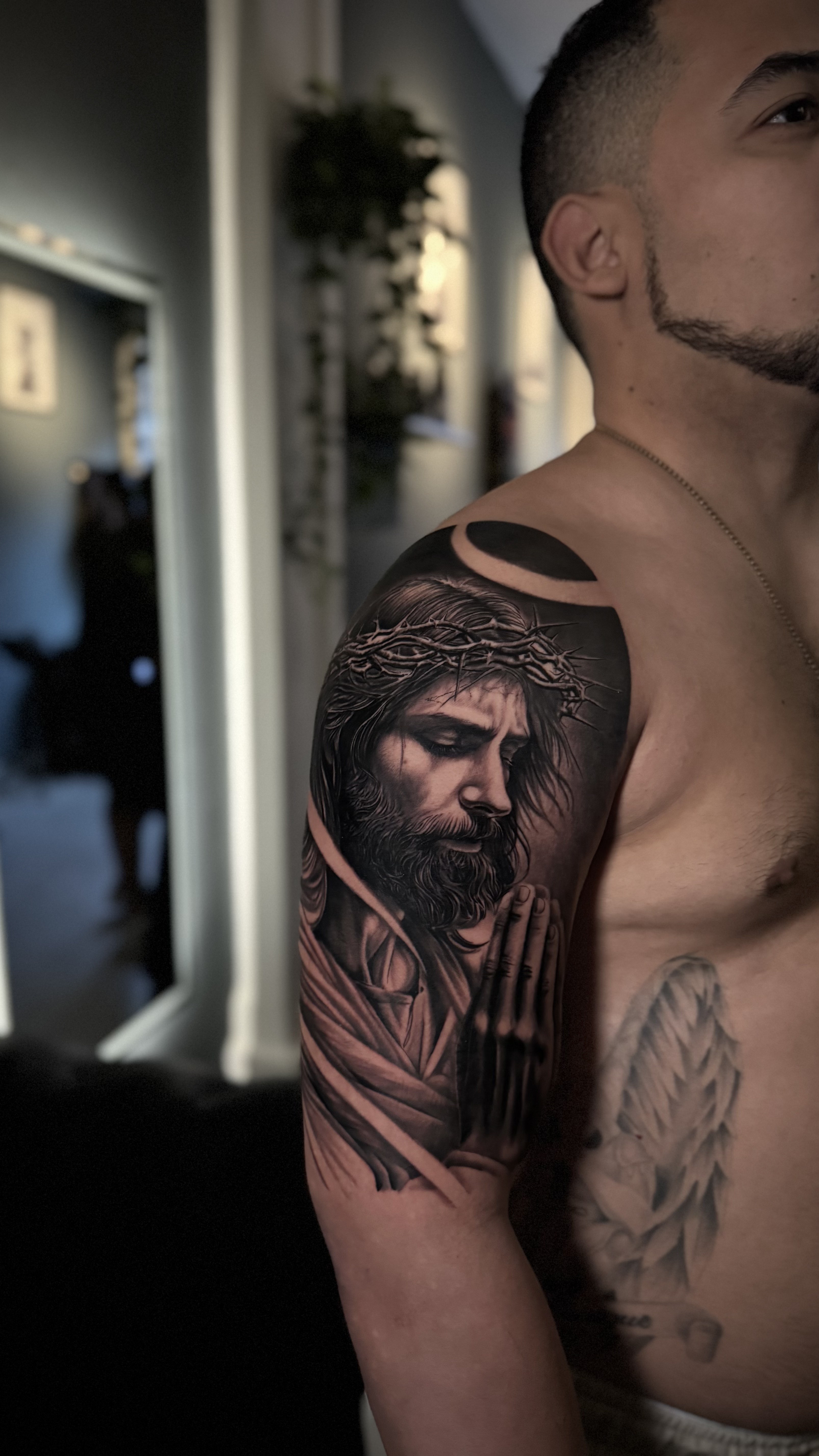 Erick Del Castillo blackwork tattoo portfolio image 6