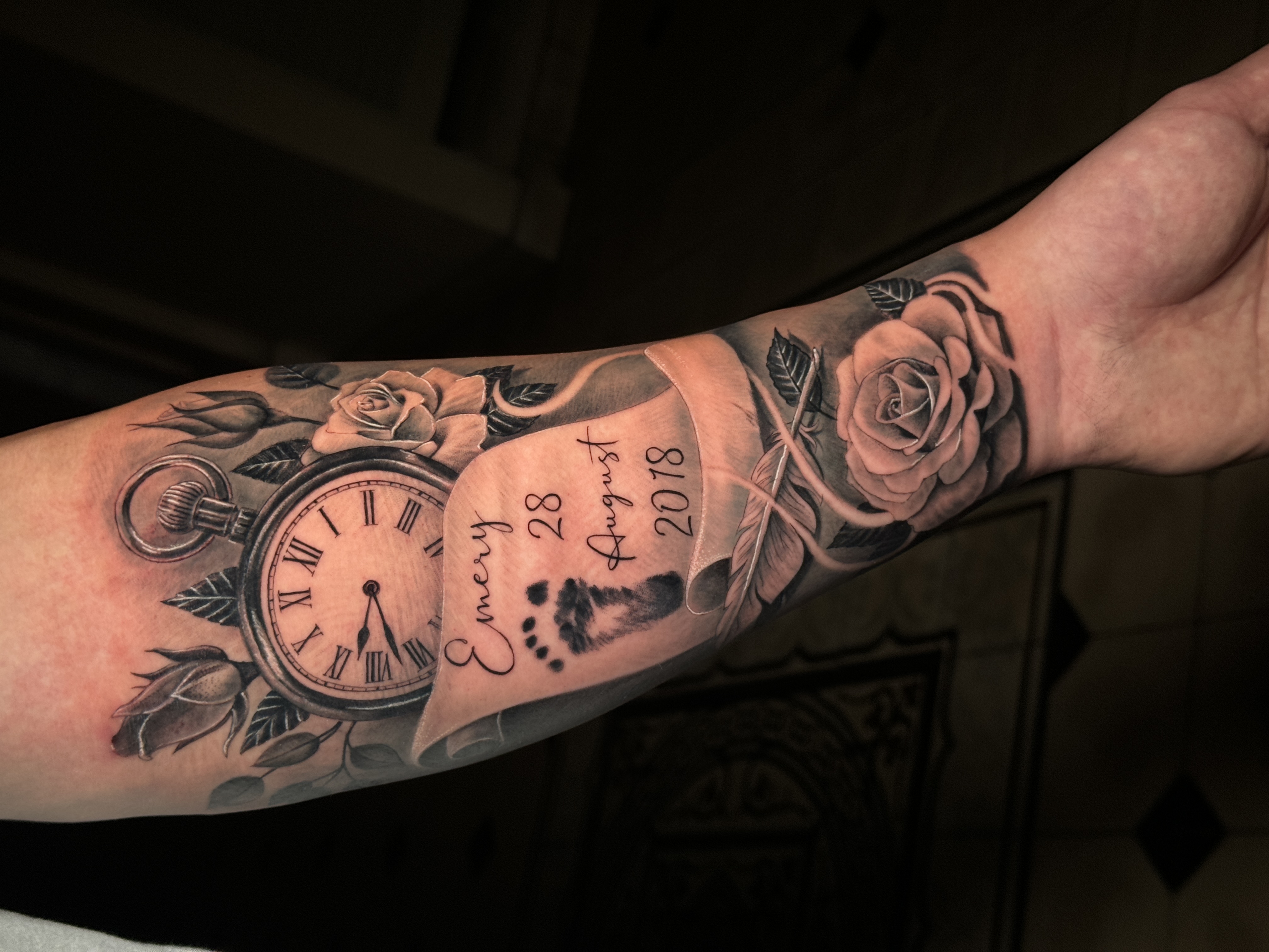 Erick Del Castillo blackwork tattoo portfolio image 2