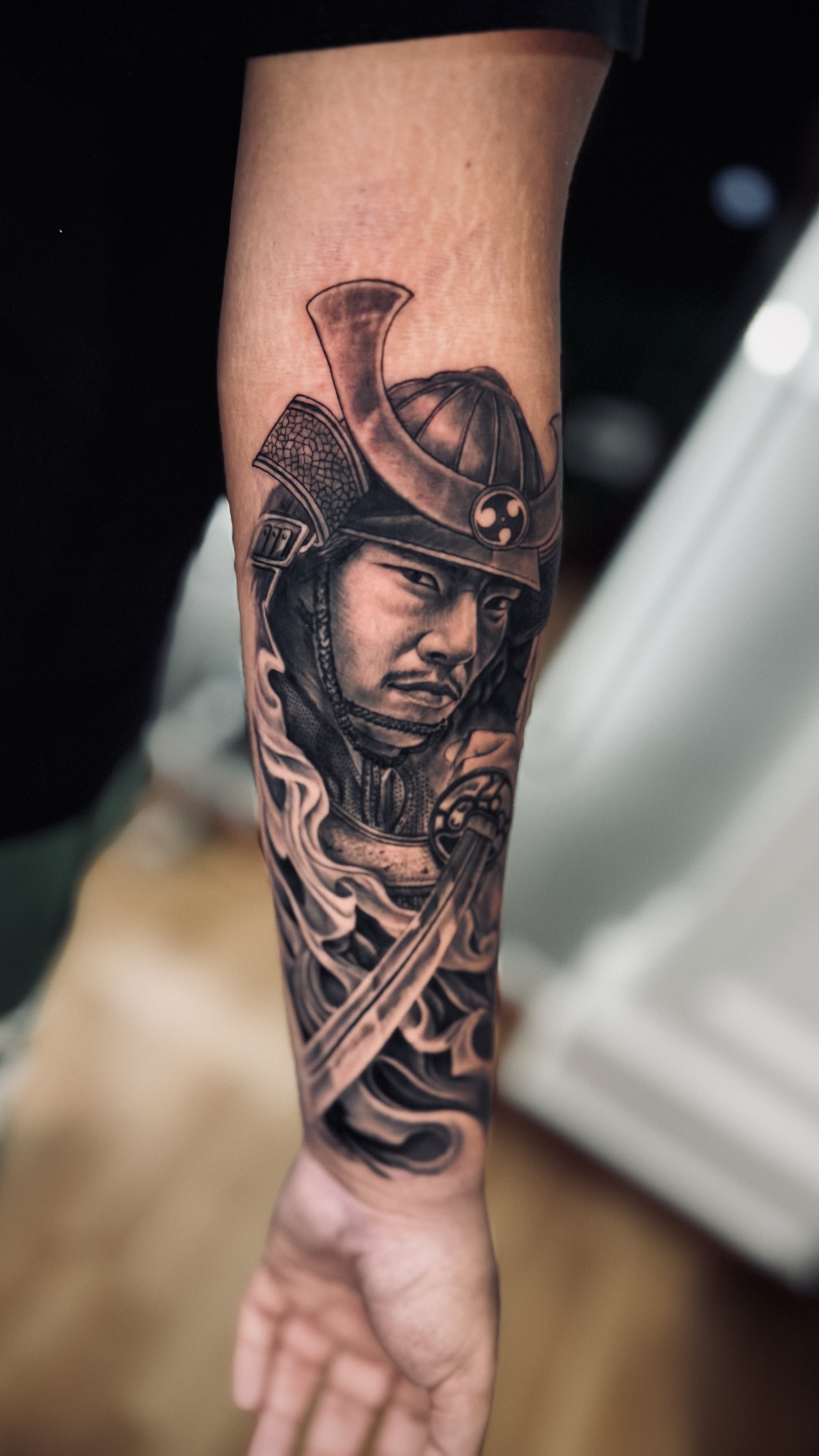 Erick Del Castillo blackwork tattoo portfolio image 8